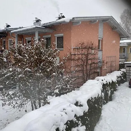 Haus Almweg Apartmán *