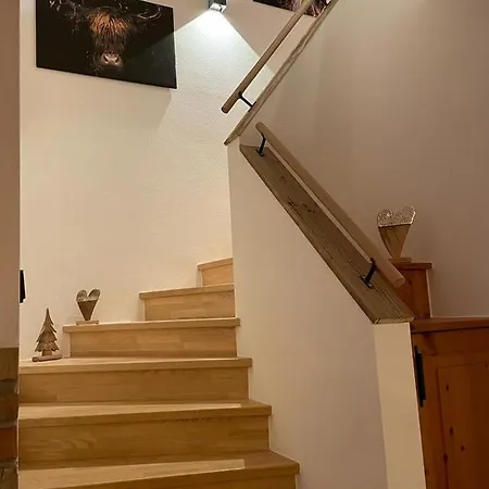 Haus Almweg Apartamento *