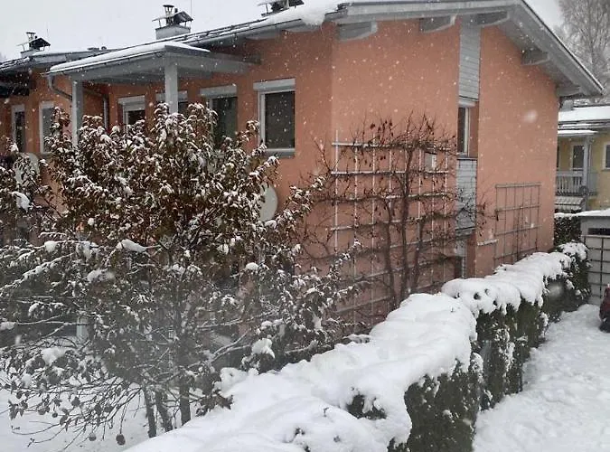 Haus Almweg Apartmán *